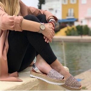 Norkina Silver Pink Glitter Sandals Sz 36